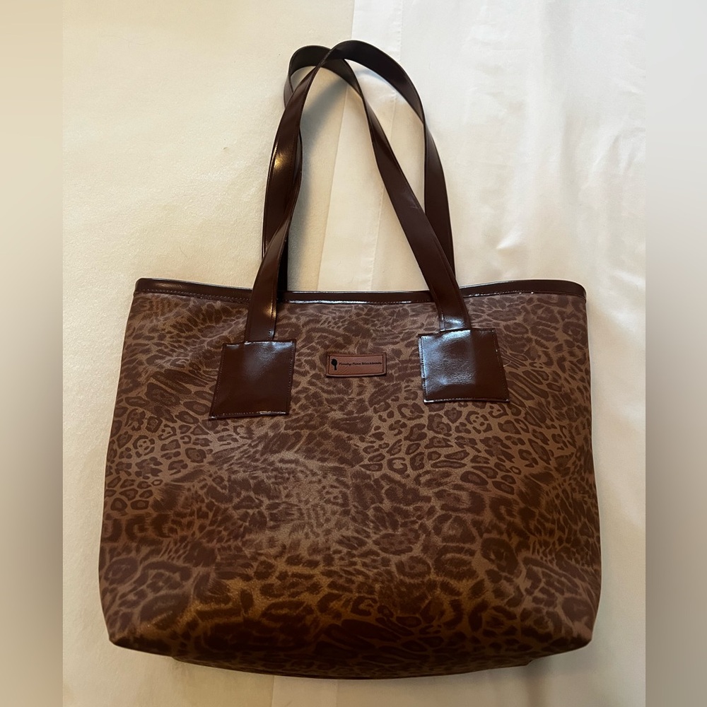BRAND NEW PURSE